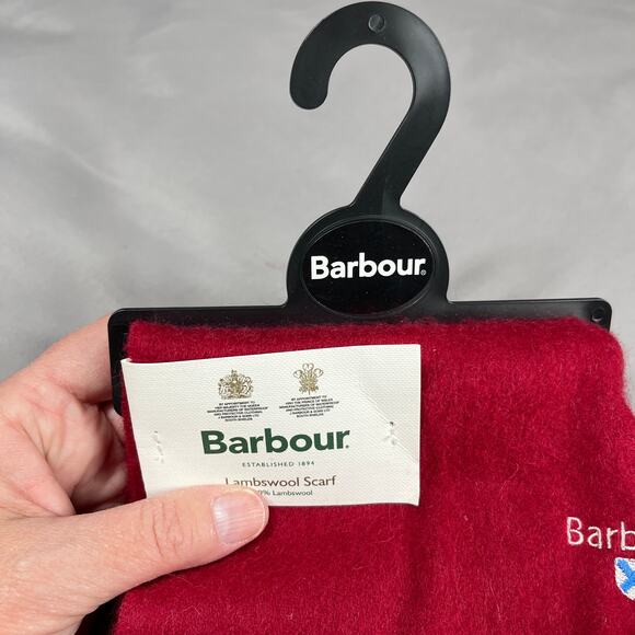 Barbour Red Lambswool Scarf New with tags & Hanger Great Luxury Gift Old Money - Picture 1 of 11